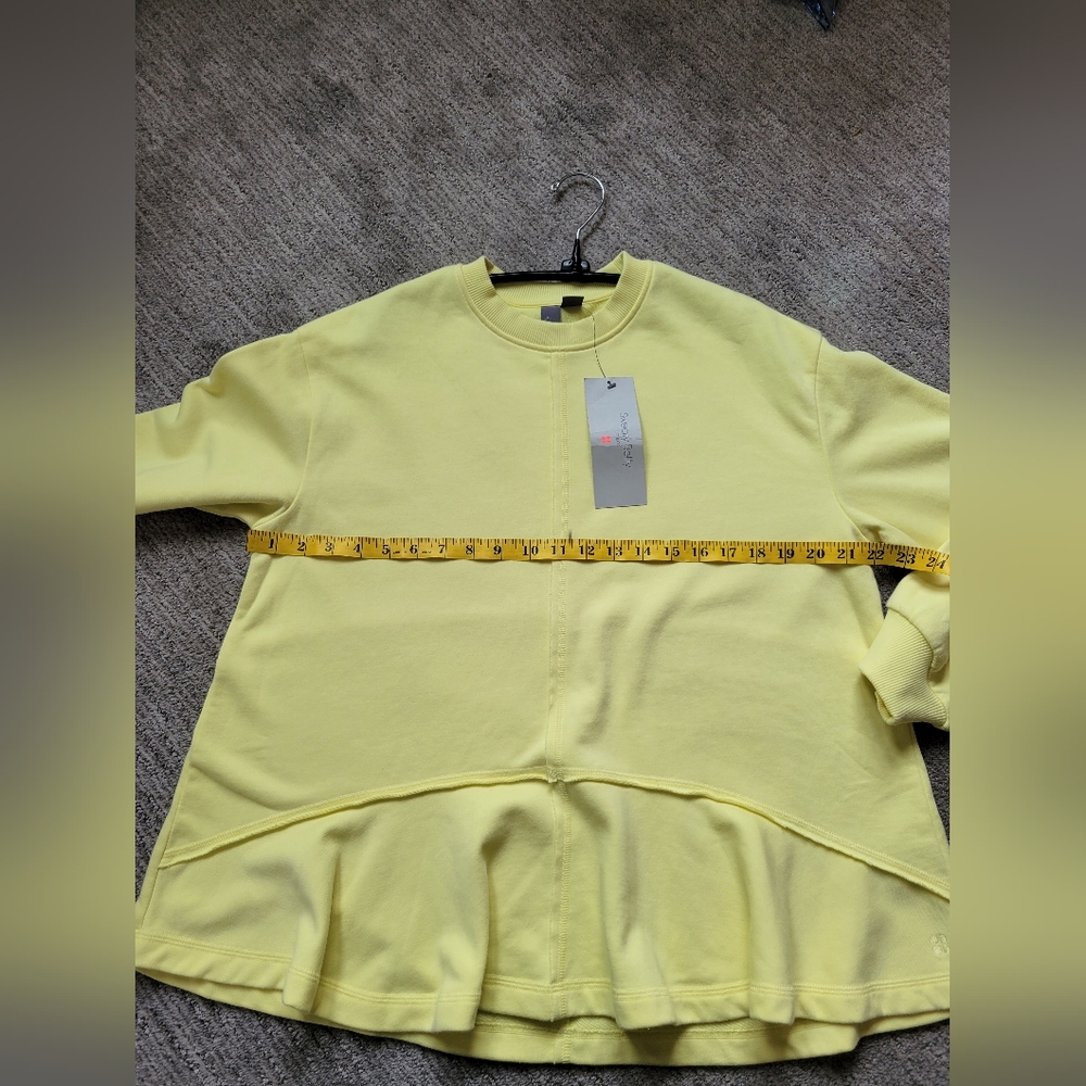 Sweatshirt - Picture 7 of 11